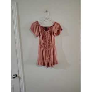 Rue21 Women Pink Crochet‎ Lace Off The Shoulder Boho Ruffle Hem Romper Small